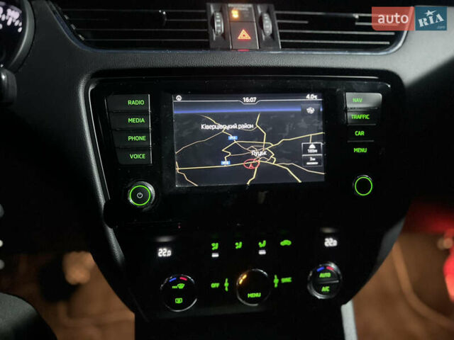 Белый Шкода Октавия, объемом двигателя 1.6 л и пробегом 181 тыс. км за 10500 $, фото 16 на Automoto.ua