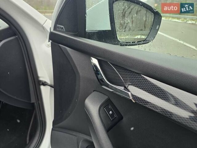 Білий Шкода Октавія, об'ємом двигуна 2 л та пробігом 254 тис. км за 16699 $, фото 53 на Automoto.ua