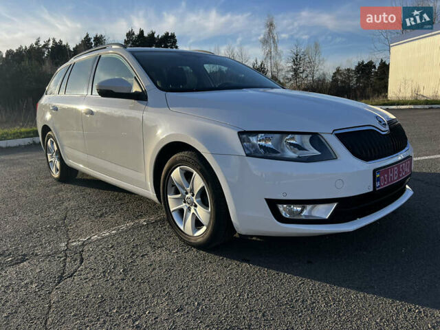 Білий Шкода Октавія, об'ємом двигуна 1.6 л та пробігом 281 тис. км за 11800 $, фото 8 на Automoto.ua