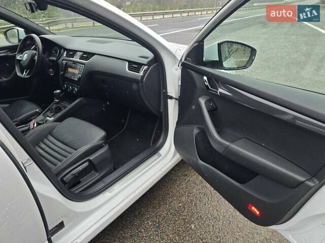 Білий Шкода Октавія, об'ємом двигуна 2 л та пробігом 254 тис. км за 16699 $, фото 51 на Automoto.ua