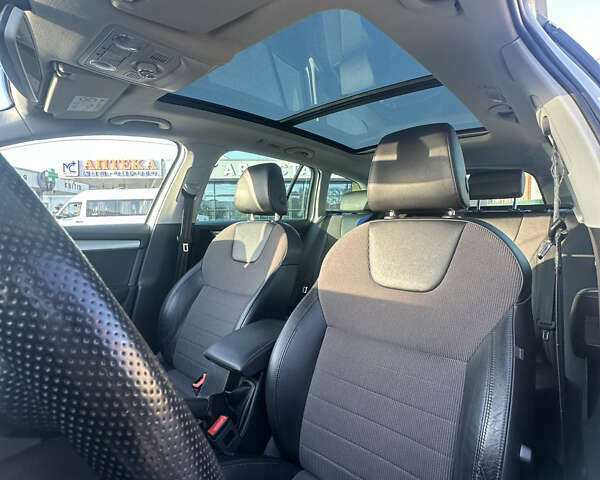 Білий Шкода Октавія, об'ємом двигуна 2 л та пробігом 240 тис. км за 13800 $, фото 6 на Automoto.ua