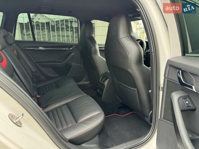 Белый Шкода Октавия, объемом двигателя 1.97 л и пробегом 268 тыс. км за 14500 $, фото 50 на Automoto.ua