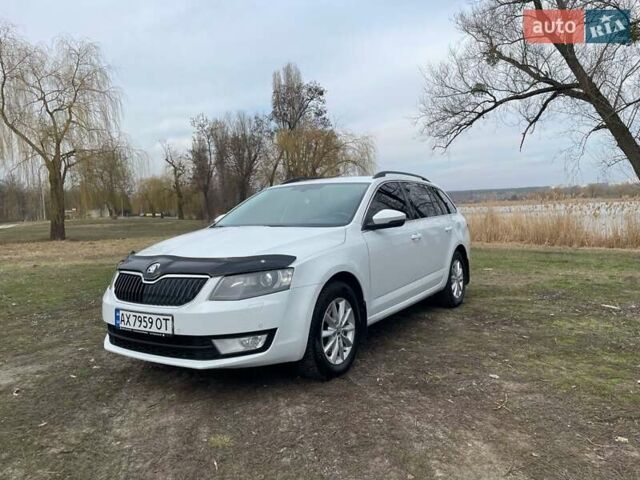 Белый Шкода Октавия, объемом двигателя 1.8 л и пробегом 204 тыс. км за 12400 $, фото 3 на Automoto.ua