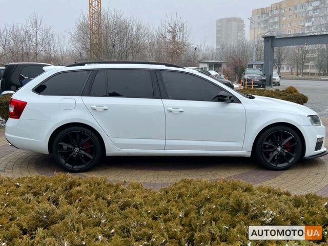 Белый Шкода Октавия, объемом двигателя 2 л и пробегом 250 тыс. км за 16300 $, фото 7 на Automoto.ua