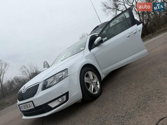 Белый Шкода Октавия, объемом двигателя 1.6 л и пробегом 281 тыс. км за 10800 $, фото 33 на Automoto.ua