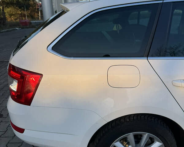 Білий Шкода Октавія, об'ємом двигуна 1.97 л та пробігом 280 тис. км за 13800 $, фото 44 на Automoto.ua