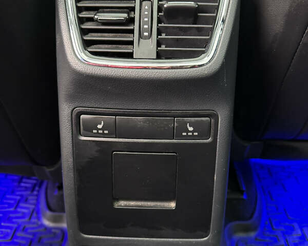 Белый Шкода Октавия, объемом двигателя 1.97 л и пробегом 242 тыс. км за 17500 $, фото 16 на Automoto.ua