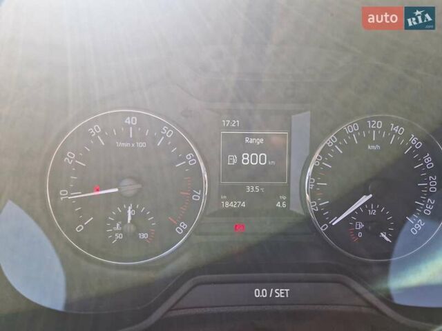 Белый Шкода Октавия, объемом двигателя 1.4 л и пробегом 200 тыс. км за 9475 $, фото 18 на Automoto.ua