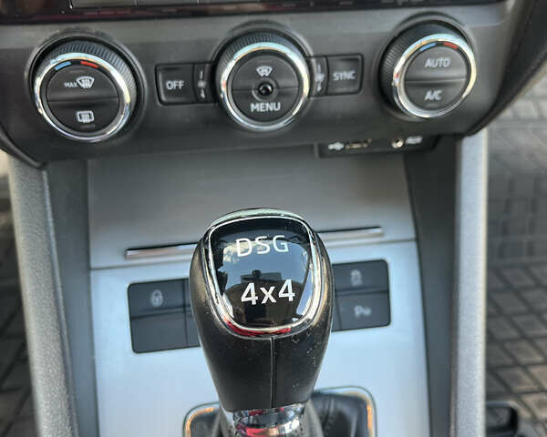 Белый Шкода Октавия, объемом двигателя 1.97 л и пробегом 260 тыс. км за 14490 $, фото 23 на Automoto.ua