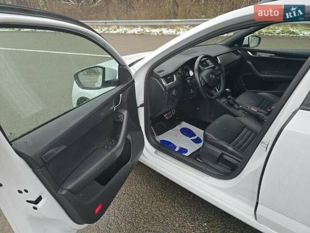 Білий Шкода Октавія, об'ємом двигуна 2 л та пробігом 254 тис. км за 16699 $, фото 28 на Automoto.ua