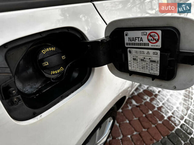 Білий Шкода Октавія, об'ємом двигуна 2 л та пробігом 255 тис. км за 13900 $, фото 28 на Automoto.ua