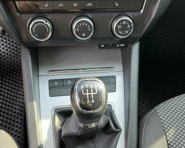 Шкода Октавія 2016 у Вінниці на Automoto.ua Білий Шкода Октавія, об'ємом двигуна 1.6 л та пробігом 270 тис. км за 10700 $, фото 18 на Automoto.ua