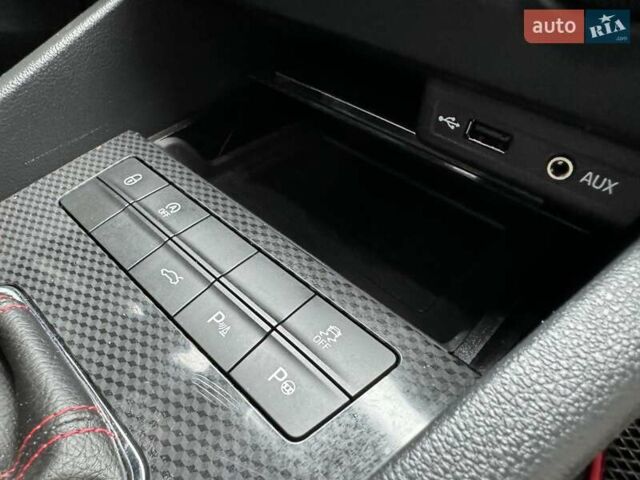 Белый Шкода Октавия, объемом двигателя 1.97 л и пробегом 268 тыс. км за 14500 $, фото 48 на Automoto.ua