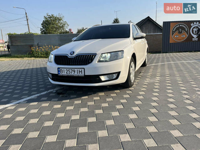 Белый Шкода Октавия, объемом двигателя 1.6 л и пробегом 180 тыс. км за 10400 $, фото 4 на Automoto.ua
