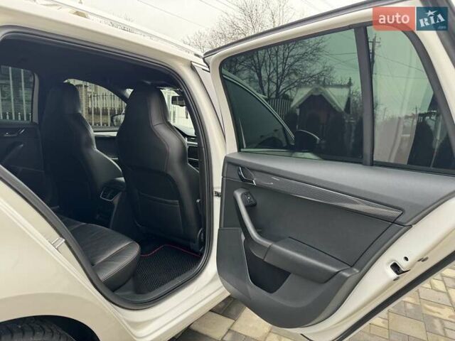 Белый Шкода Октавия, объемом двигателя 1.97 л и пробегом 268 тыс. км за 14500 $, фото 49 на Automoto.ua