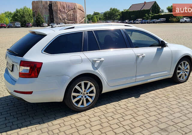 Білий Шкода Октавія, об'ємом двигуна 1.6 л та пробігом 230 тис. км за 13500 $, фото 14 на Automoto.ua