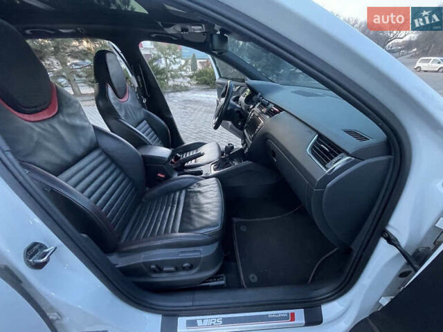 Белый Шкода Октавия, объемом двигателя 1.97 л и пробегом 242 тыс. км за 17500 $, фото 12 на Automoto.ua