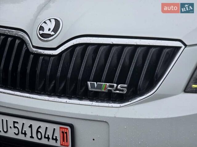 Білий Шкода Октавія, об'ємом двигуна 2 л та пробігом 254 тис. км за 16699 $, фото 14 на Automoto.ua