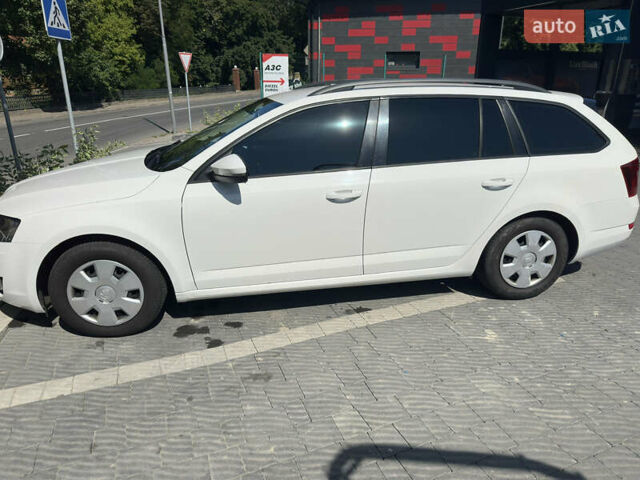Белый Шкода Октавия, объемом двигателя 1.6 л и пробегом 232 тыс. км за 11500 $, фото 13 на Automoto.ua