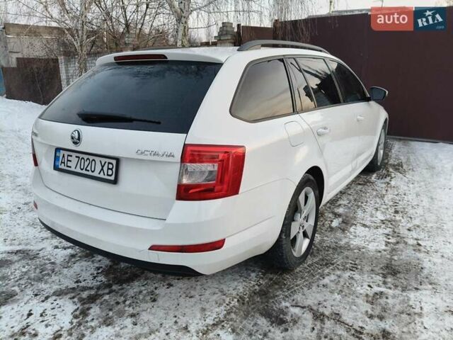 Білий Шкода Октавія, об'ємом двигуна 1.6 л та пробігом 250 тис. км за 10700 $, фото 2 на Automoto.ua