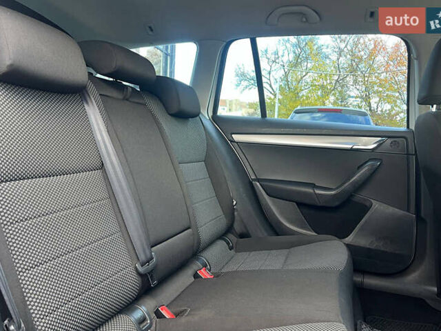 Шкода Октавія 2016 у Івано-Франківську на Automoto.ua Білий Шкода Октавія, об'ємом двигуна 1.6 л та пробігом 230 тис. км за 11300 $, фото 17 на Automoto.ua