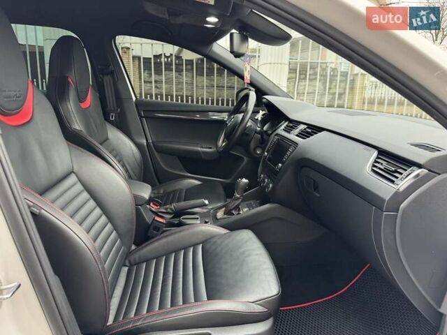 Белый Шкода Октавия, объемом двигателя 1.97 л и пробегом 268 тыс. км за 14500 $, фото 44 на Automoto.ua