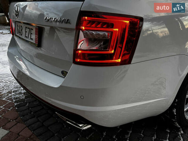 Білий Шкода Октавія, об'ємом двигуна 2 л та пробігом 255 тис. км за 13900 $, фото 45 на Automoto.ua
