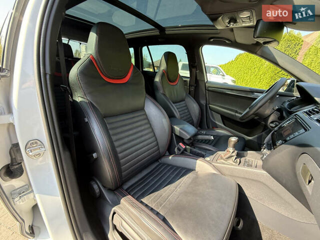 Білий Шкода Октавія, об'ємом двигуна 2 л та пробігом 165 тис. км за 14999 $, фото 37 на Automoto.ua