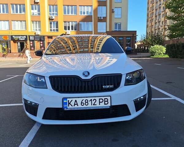 Белый Шкода Октавия, объемом двигателя 1.97 л и пробегом 196 тыс. км за 17500 $, фото 2 на Automoto.ua