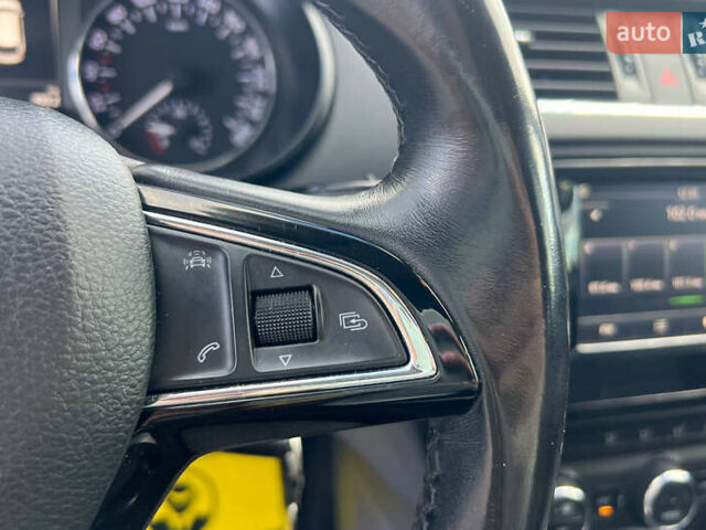 Шкода Октавія 2016 у Івано-Франківську на Automoto.ua Білий Шкода Октавія, об'ємом двигуна 1.6 л та пробігом 230 тис. км за 11300 $, фото 9 на Automoto.ua