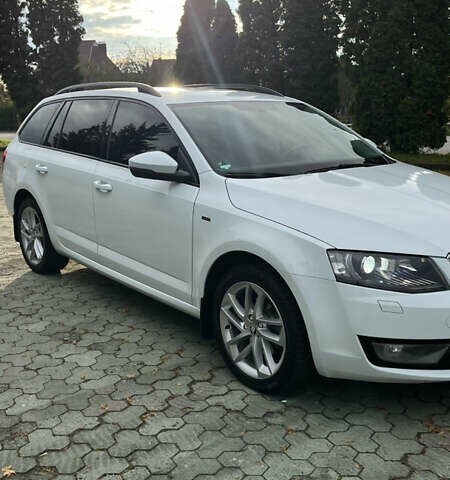 Шкода Октавия 2016 в Дубно на Automoto.ua Белый Шкода Октавия, объемом двигателя 1.6 л и пробегом 196 тыс. км за 13500 $, фото 8 на Automoto.ua