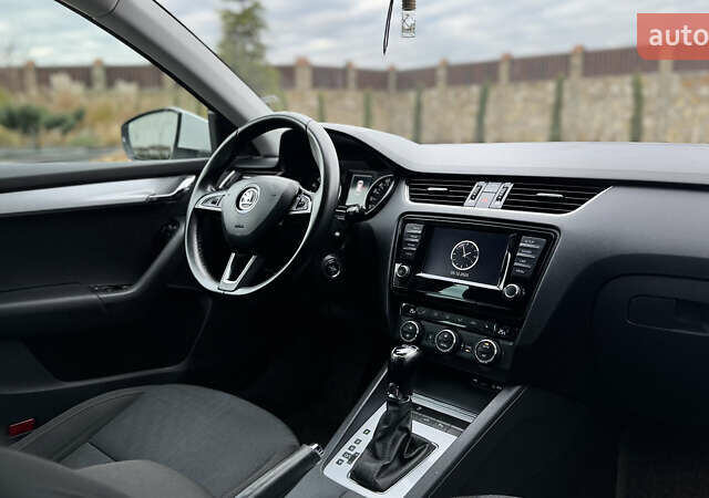 Белый Шкода Октавия, объемом двигателя 1.6 л и пробегом 231 тыс. км за 11850 $, фото 23 на Automoto.ua