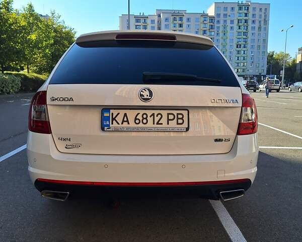 Белый Шкода Октавия, объемом двигателя 1.97 л и пробегом 196 тыс. км за 17500 $, фото 9 на Automoto.ua
