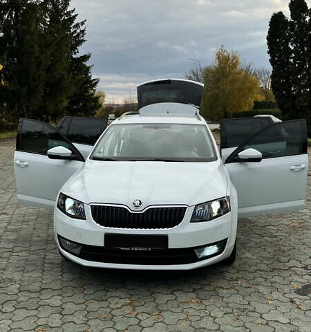 Шкода Октавия 2016 в Дубно на Automoto.ua Белый Шкода Октавия, объемом двигателя 1.6 л и пробегом 196 тыс. км за 13500 $, фото 24 на Automoto.ua