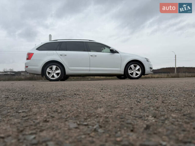 Белый Шкода Октавия, объемом двигателя 1.6 л и пробегом 281 тыс. км за 10800 $, фото 10 на Automoto.ua