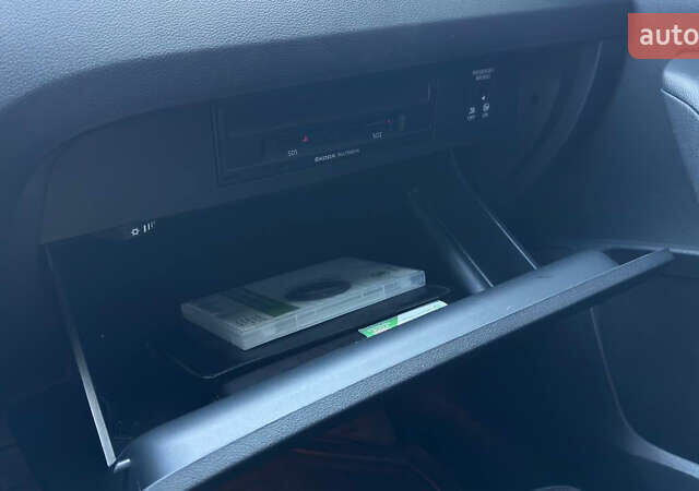 Білий Шкода Октавія, об'ємом двигуна 2 л та пробігом 267 тис. км за 16500 $, фото 21 на Automoto.ua