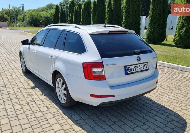 Білий Шкода Октавія, об'ємом двигуна 1.6 л та пробігом 230 тис. км за 13500 $, фото 15 на Automoto.ua