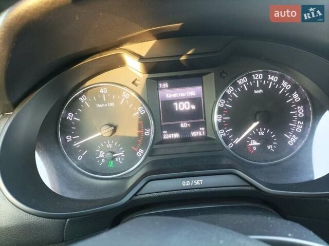 Белый Шкода Октавия, объемом двигателя 1.4 л и пробегом 257 тыс. км за 8400 $, фото 3 на Automoto.ua