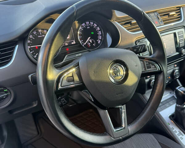 Білий Шкода Октавія, об'ємом двигуна 1.97 л та пробігом 280 тис. км за 13800 $, фото 15 на Automoto.ua