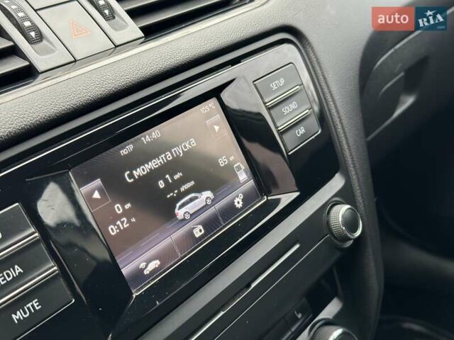 Белый Шкода Октавия, объемом двигателя 1.6 л и пробегом 192 тыс. км за 10900 $, фото 49 на Automoto.ua