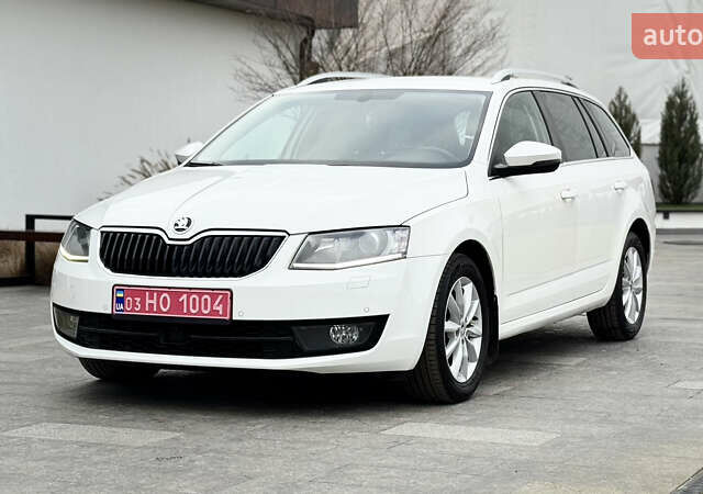 Белый Шкода Октавия, объемом двигателя 1.6 л и пробегом 231 тыс. км за 11850 $, фото 1 на Automoto.ua