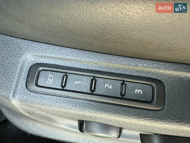 Білий Шкода Октавія, об'ємом двигуна 2 л та пробігом 165 тис. км за 14999 $, фото 68 на Automoto.ua