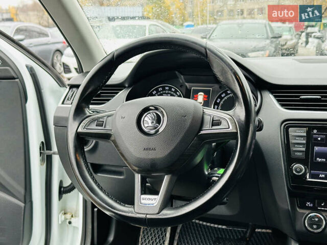 Белый Шкода Октавия, объемом двигателя 1.97 л и пробегом 303 тыс. км за 13900 $, фото 22 на Automoto.ua