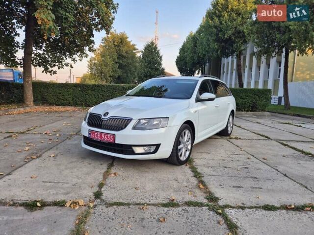 Білий Шкода Октавія, об'ємом двигуна 2 л та пробігом 195 тис. км за 11599 $, фото 35 на Automoto.ua
