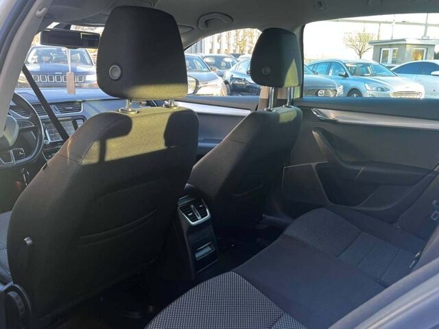 Белый Шкода Октавия, объемом двигателя 1.4 л и пробегом 235 тыс. км за 10450 $, фото 15 на Automoto.ua