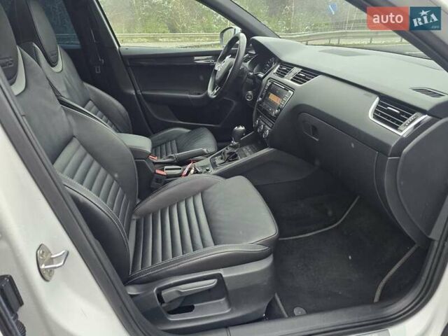 Білий Шкода Октавія, об'ємом двигуна 2 л та пробігом 254 тис. км за 16699 $, фото 54 на Automoto.ua