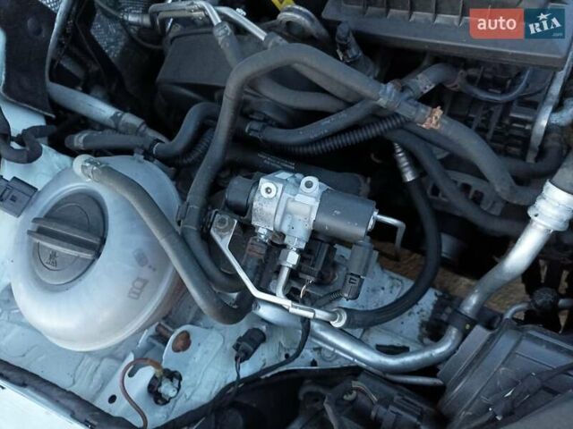 Белый Шкода Октавия, объемом двигателя 1.4 л и пробегом 257 тыс. км за 8399 $, фото 32 на Automoto.ua