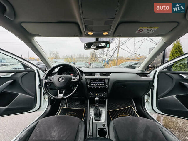 Белый Шкода Октавия, объемом двигателя 1.97 л и пробегом 303 тыс. км за 13900 $, фото 20 на Automoto.ua