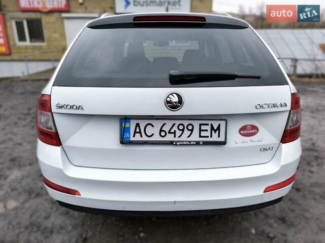 Білий Шкода Октавія, об'ємом двигуна 1.6 л та пробігом 280 тис. км за 11800 $, фото 7 на Automoto.ua