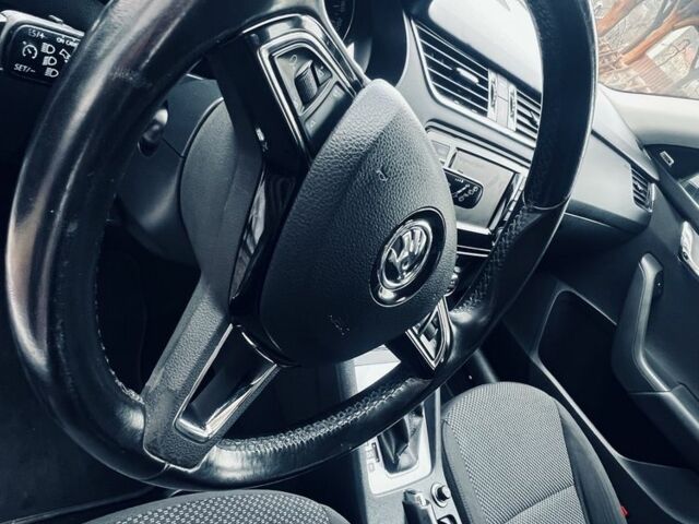 Білий Шкода Октавія, об'ємом двигуна 2 л та пробігом 200 тис. км за 12000 $, фото 6 на Automoto.ua